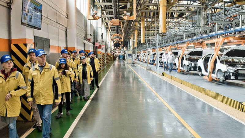 АвтоВАЗ запустил экскурсии по заводу в Тольятти