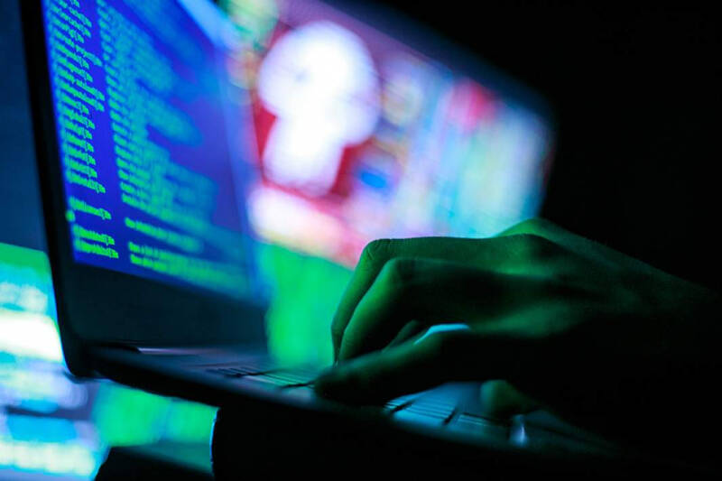 Ввести &laquo;Антидот&raquo;: новый банковский троян для Android крадет переписку пользователей