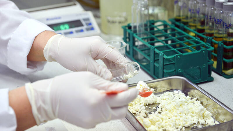 Врач предупредила об опасности для здоровья &laquo;мясного клея&raquo; в продуктах