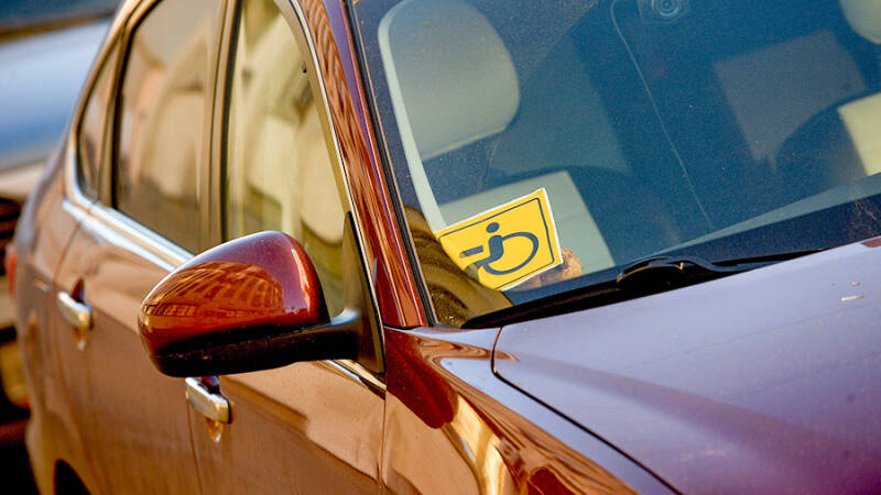 В ГД предложили лишать прав за незаконную установку знака &laquo;Инвалид&raquo;