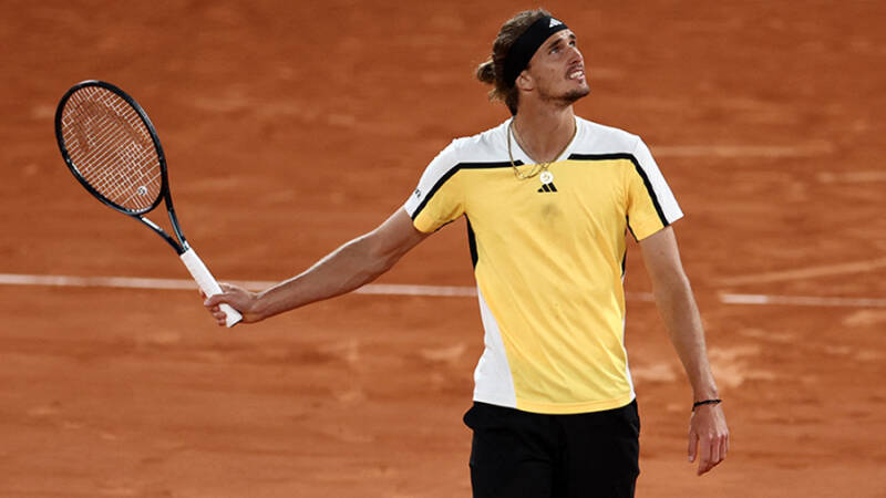 Теннисист Зверев обыграл Рууда и вышел в финал &laquo;Ролан Гаррос&raquo;