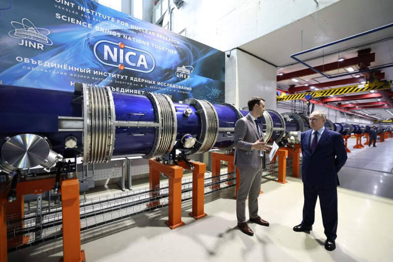 «Наука стоять на месте не будет ни при каких обстоятельствах»