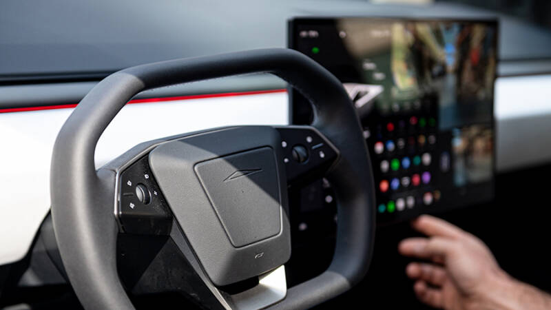 Tesla Cybertruck впервые подключили к &laquo;ЭРА-ГЛОНАСС&raquo;