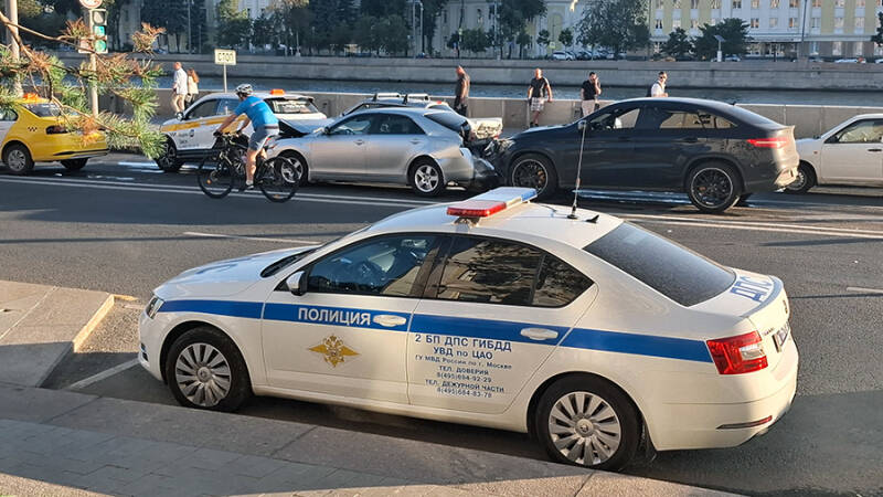 За выходные в России произошло 653 ДТП