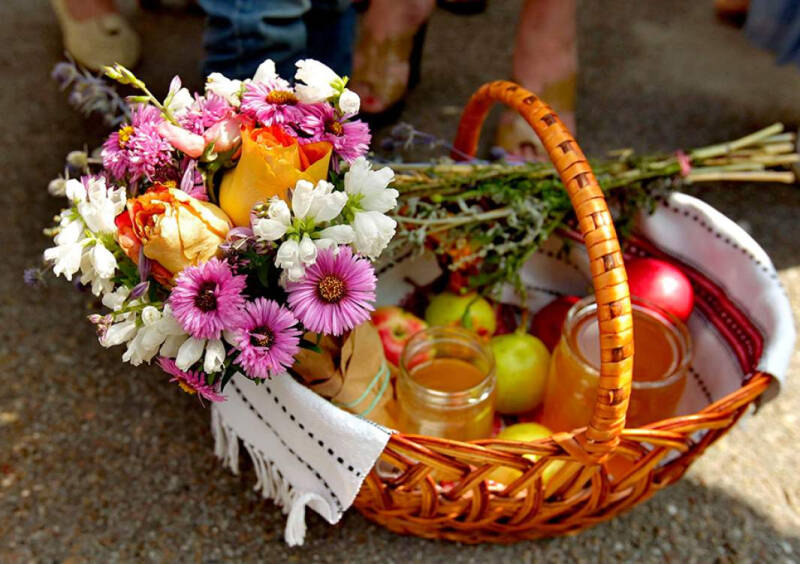 14&nbsp;августа&nbsp;&mdash; Медовый Спас: что категорически нельзя делать, народные приметы