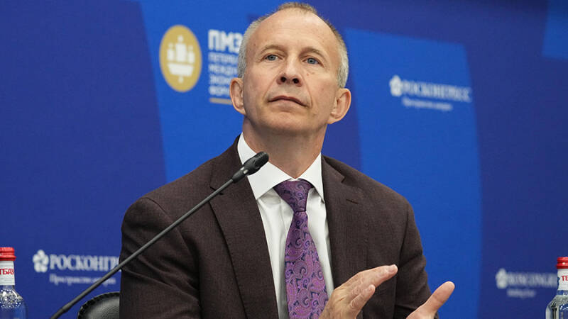 &laquo;Наша главная задача &mdash; борьба за флаг и гимн&raquo;